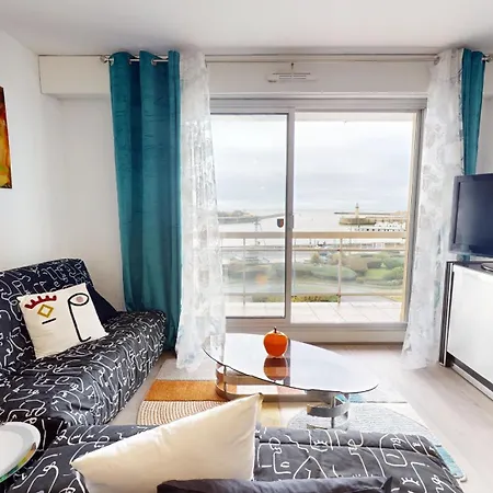 Le Mary Time Face Сен-Жиль-Круа-де-Ви